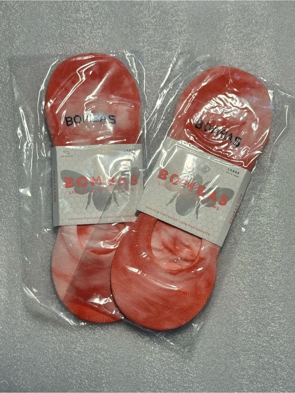 Bombas Unisex Lightweight Tie Dye No Show Orange Socks 2-Pack Size Large